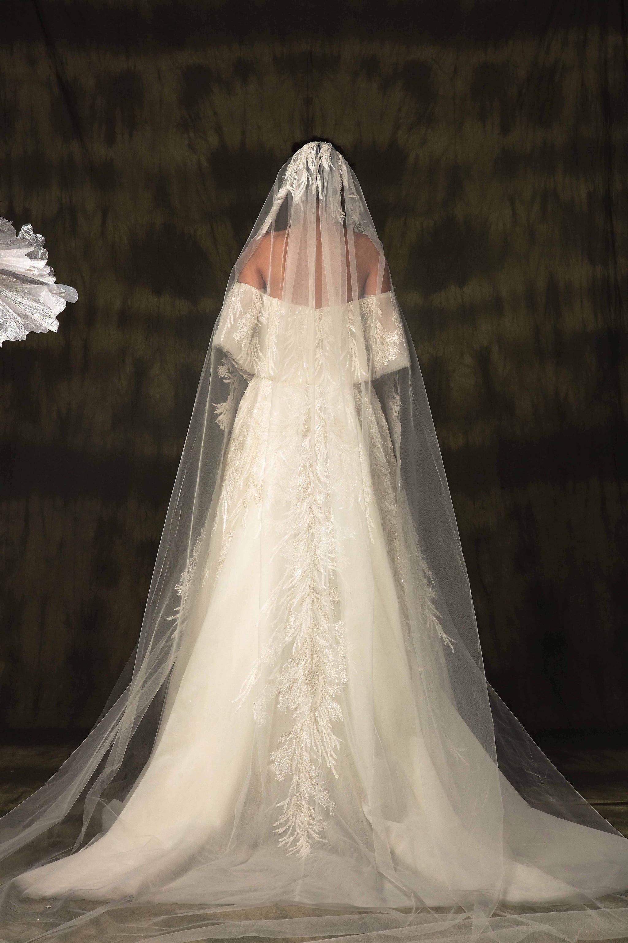 BRFW24-14Bwithveil_2048x.jpg?v