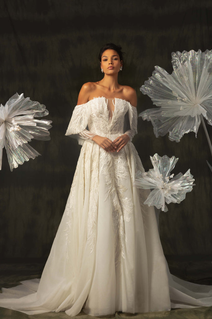 Tulle beaded dress with V-shaped top and offshoulder Saiid Kobeisy Online Tulle beaded dress with V-shaped top and offshoulder Saiid Kobeisy Online