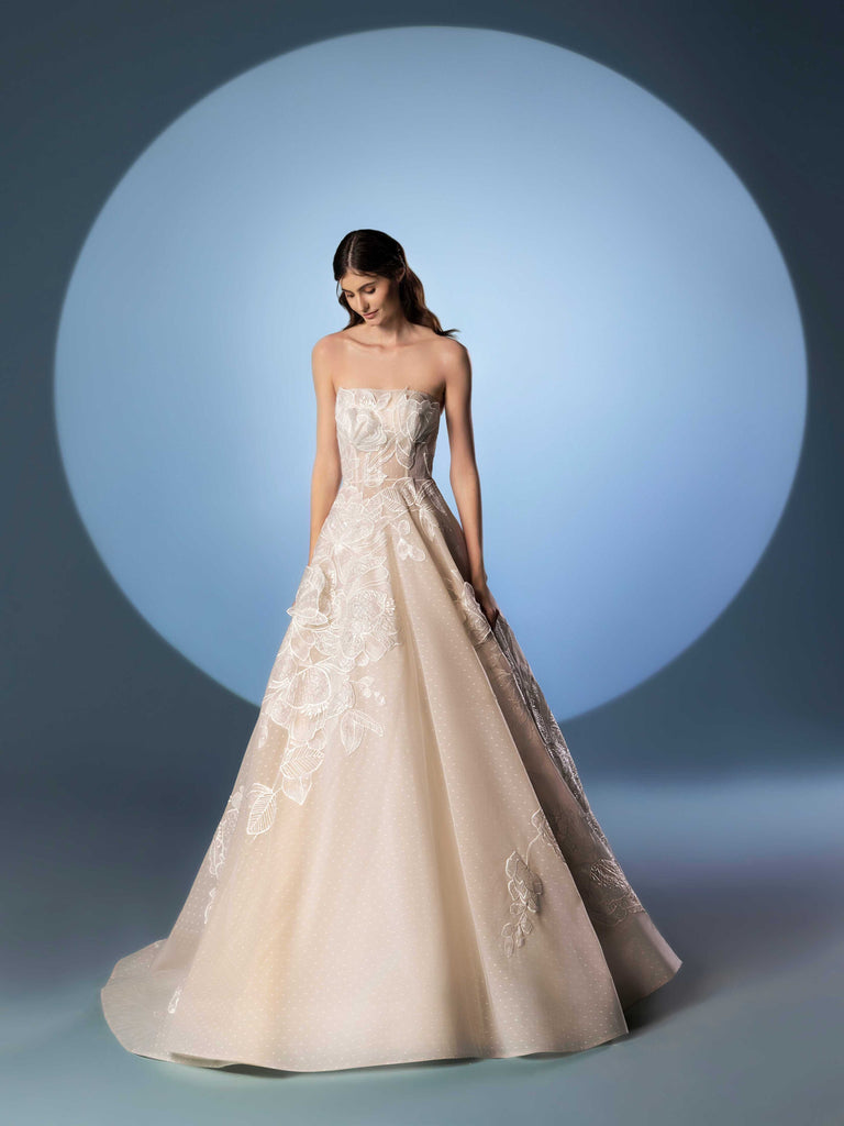 Tulle strapless embroidered organza flowers ball gown Saiid Kobeisy Online Tulle strapless embroidered organza flowers ball gown Saiid Kobeisy Online