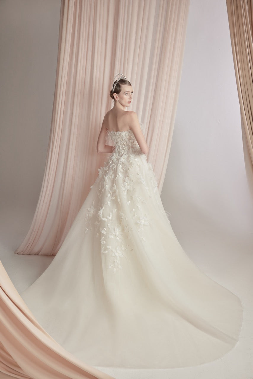 Ivory Strapless Tulle Dress with Floral Embroidery Saiid Kobeisy Online Ivory Strapless Tulle Dress with Floral Embroidery Saiid Kobeisy Online