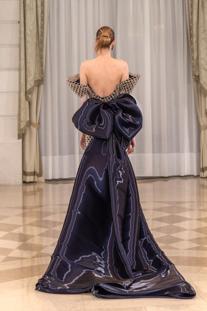 Dress with Embroidered Feather Cape Saiid Kobeisy Online Dress with Embroidered Feather Cape Saiid Kobeisy Online