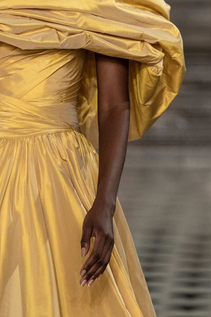 Light gold taffeta dress Saiid Kobeisy Online Light gold taffeta dress Saiid Kobeisy Online