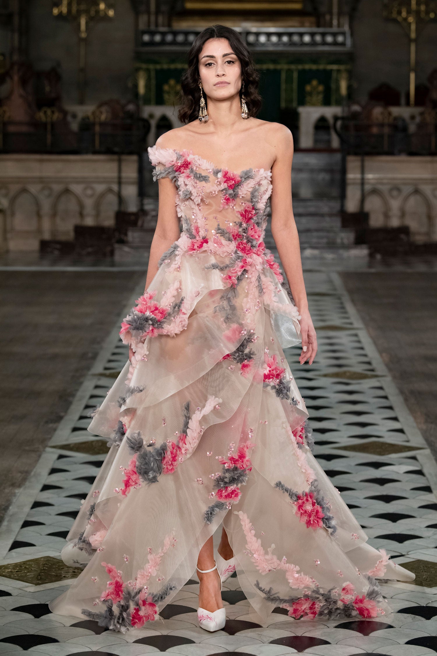 Light gold taffeta dress Saiid Kobeisy Online Light gold taffeta dress Saiid Kobeisy Online